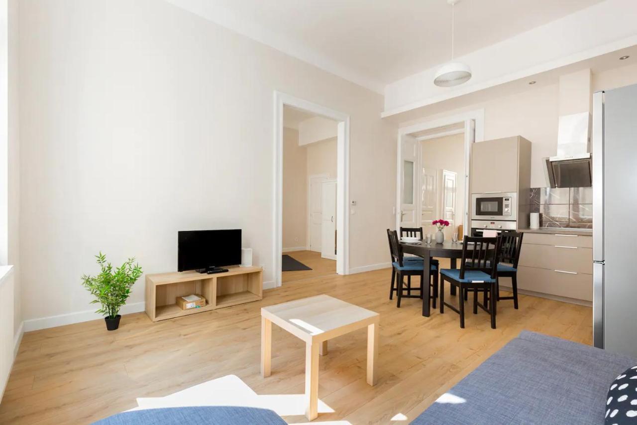 Kresz Geza 29 Westend Station 2 Bedrooms+Living Ac Budapesta Exterior foto